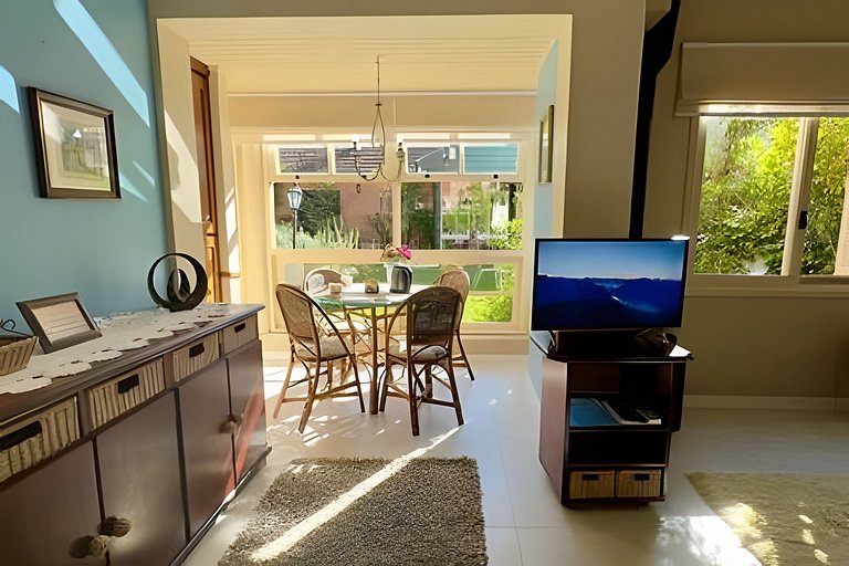 Apart 500 m Lago Negro |Vista Jardim | Lareira