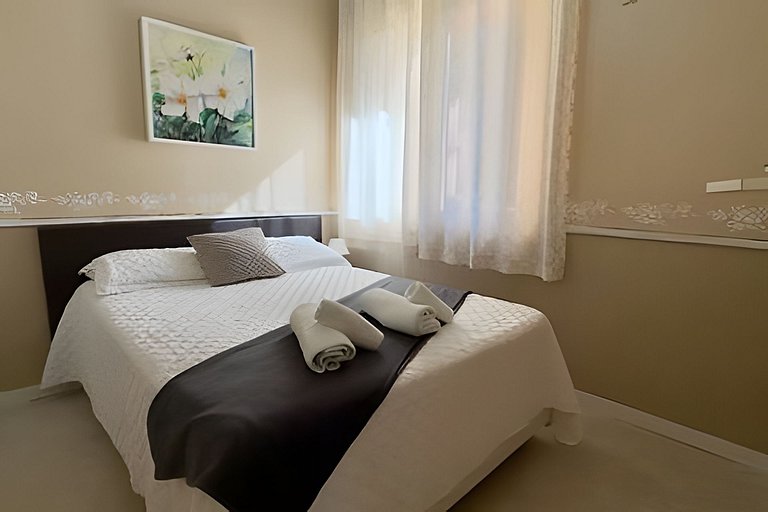Apart 500 m Lago Negro |Vista Jardim | Lareira