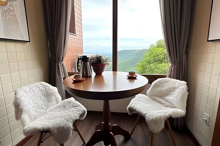 Vista Única Gramado|Próx. Centro|Lareira|5 Pessoas